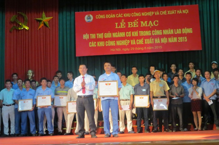 Công đoàn các khu CN-CX Hà Nội: Hết lòng vì người lao động