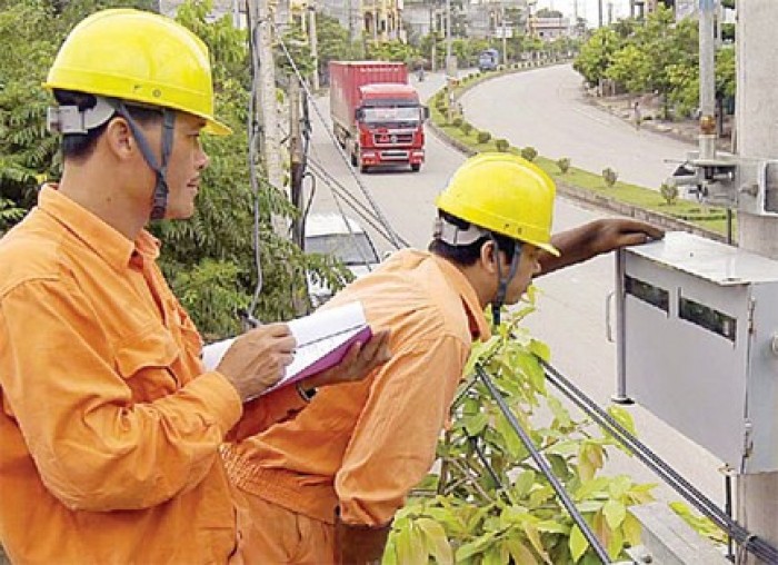EVN HANOI: Mong khách hàng dùng điện tiết kiệm