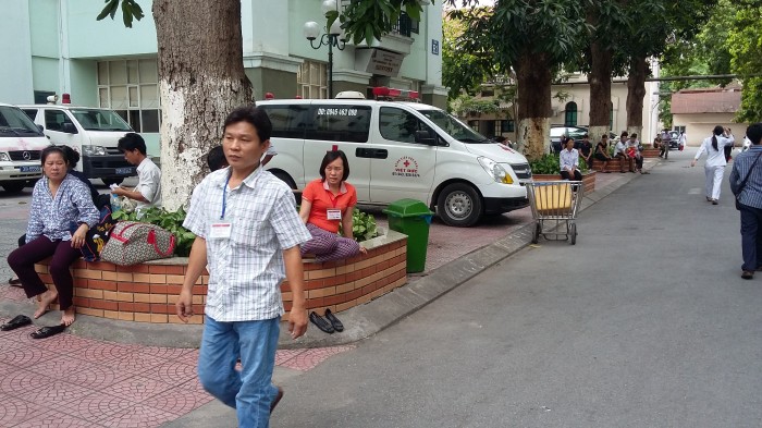 Bệnh viện Việt Đức đi đầu trong việc “Nói không với thuốc lá”