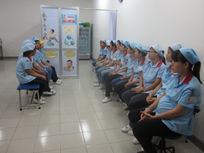 Nhân rộng lắp đặt  cabin vắt, trữ sữa cho lao động nữ