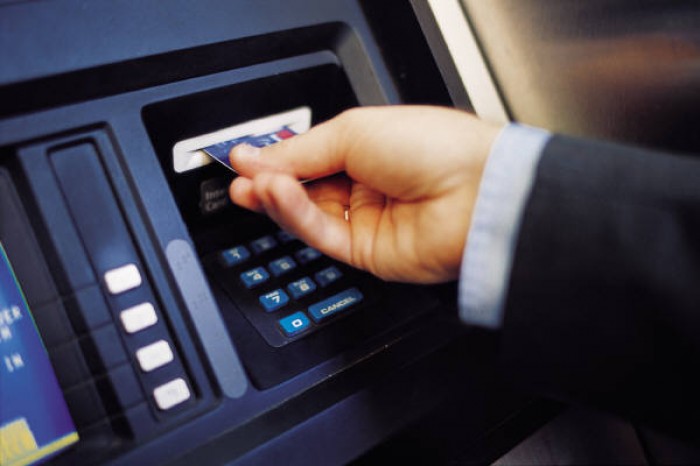 Sẽ chi trả trợ cấp thất nghiệp qua tài khoản ATM