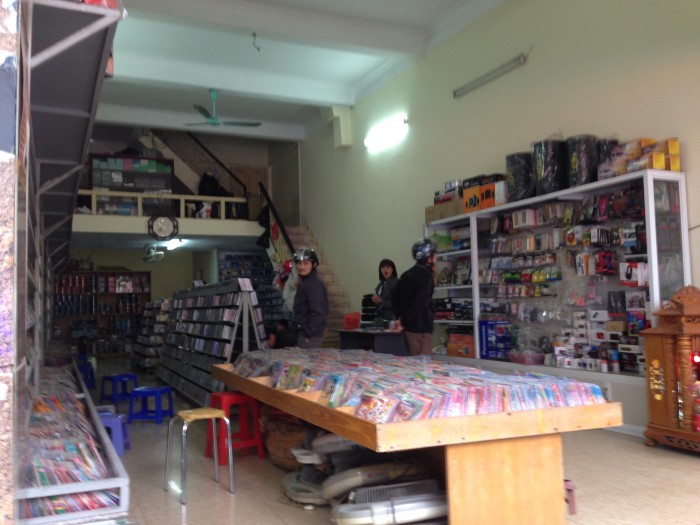 Băng đĩa chật vật tìm chỗ đứng