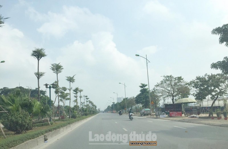 Hà Nội 29 Tết: Đường phố thênh thang giờ cao điểm