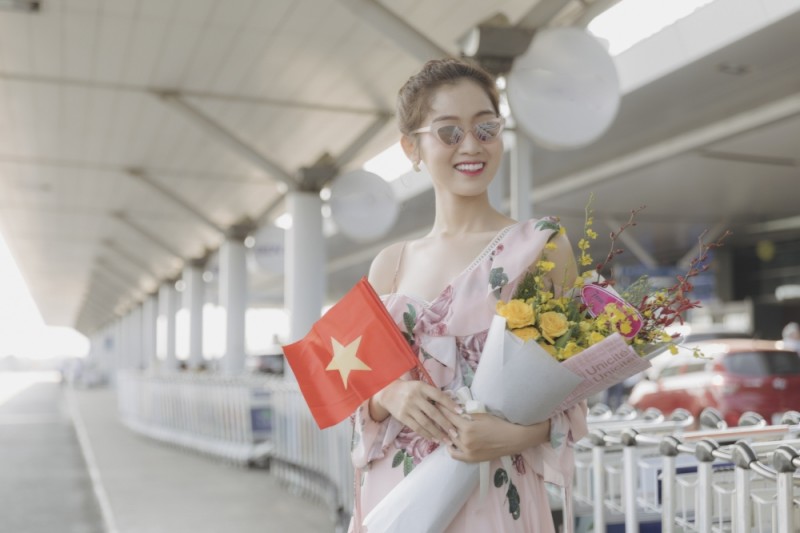 nguoi ke nghiem huong giang len duong sang thai du thi miss international queen 2019