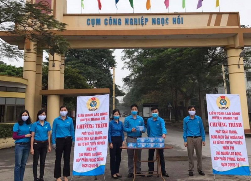 Công đoàn huyện Thanh Trì tiếp tục chung tay đẩy lùi dịch bệnh Covid-19