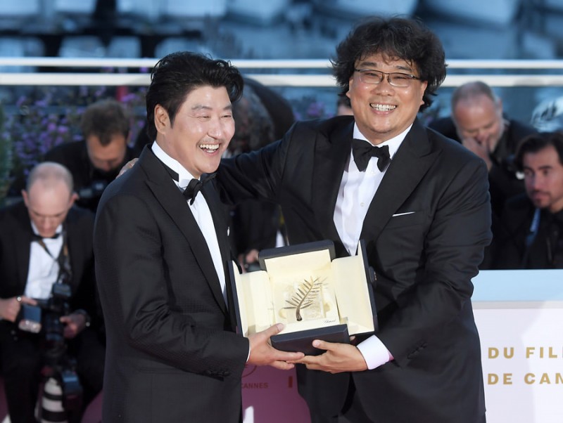 Bộ phim đầu tiên của Hàn Quốc đoạt giải Cành Cọ Vàng tại Cannes