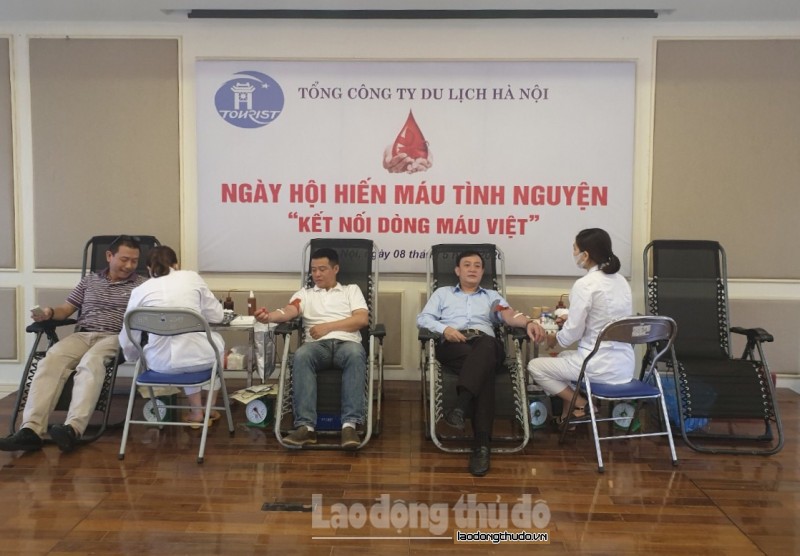 Xúc động Ngày hội hiến máu “Kết nối dòng máu Việt” tại Tổng Công ty Du lịch Hà Nội