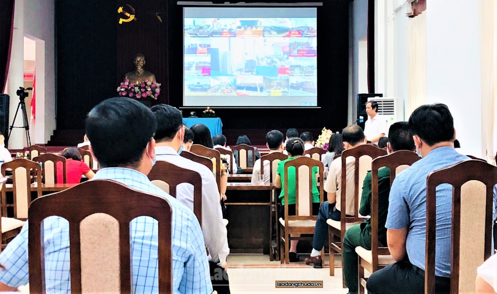 Người ứng cử đại biểu Quốc hội khóa XV tiếp xúc với cử tri huyện Thanh Trì