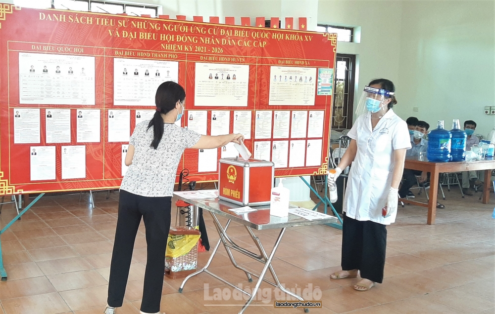 Thanh Trì diễn tập phương án phòng dịch Covid-19 cho ngày bầu cử