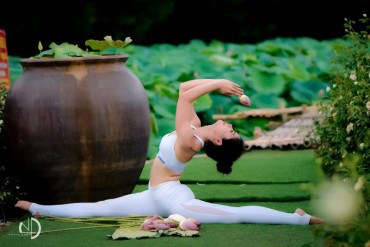 Ngôn ngữ của Hoa Sen và Yoga