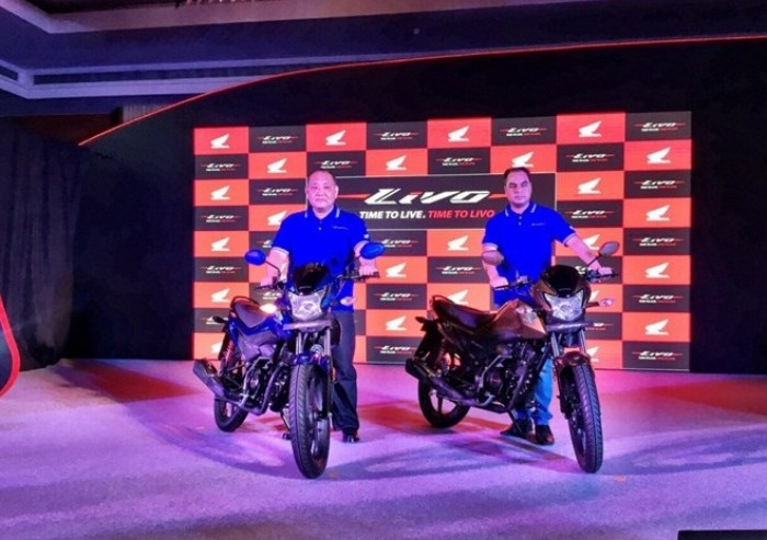 Honda ra mắt xe côn tay giá rẻ giật mình