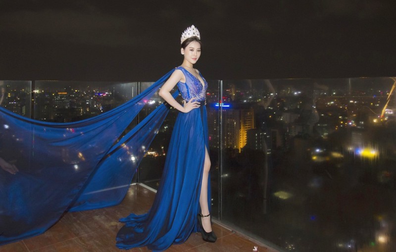 Hoa hậu Hoàng Kim quyến rũ, hé lộ việc góp mặt trong phim "Hậu duệ mặt trời"