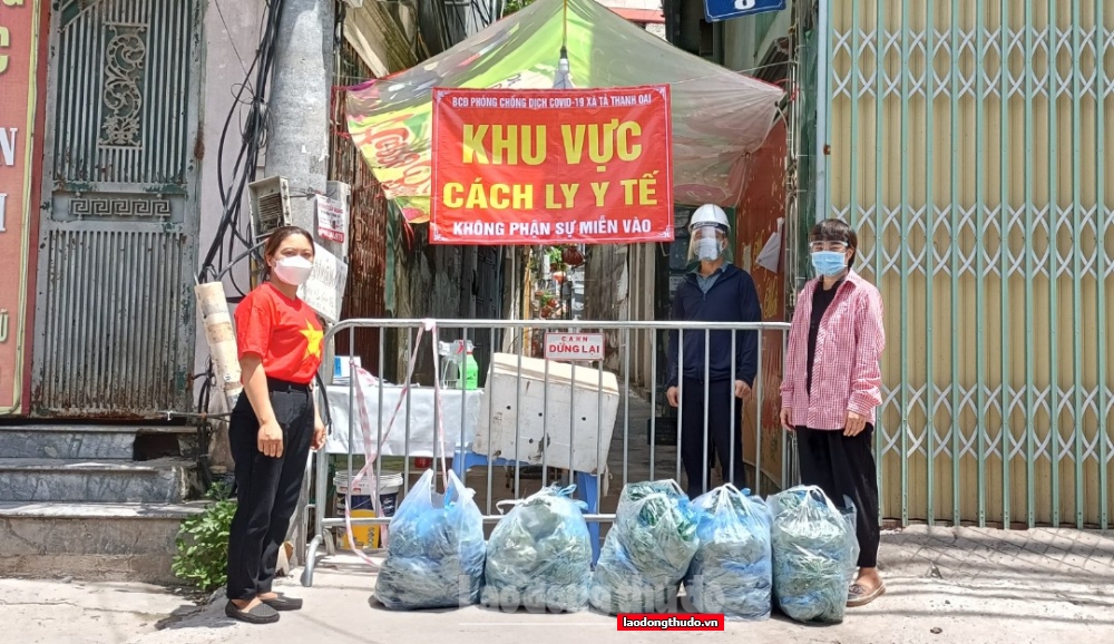 Gần 1.000 cán bộ, giáo viên huyện Thanh Trì tham gia phòng, chống dịch