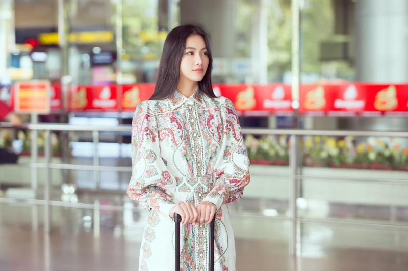 phuong khanh ve nuoc lang le sau khi trao lai vuong mien hoa hau trai dat 2019