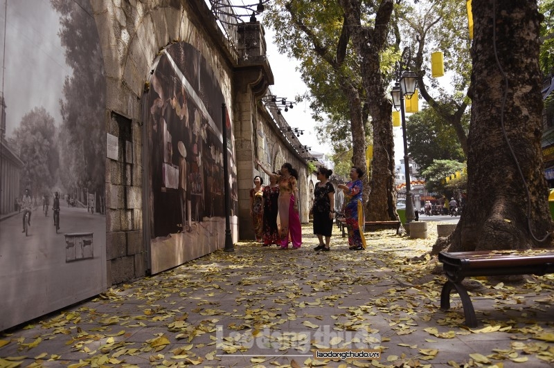 Giữ gìn và phát huy di sản văn hóa phi vật thể khu phố cổ Thăng Long - Hà Nội
