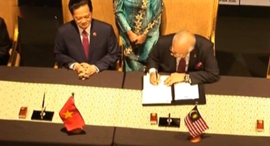  Chính thức ký kết Tuyên bố hình thành cộng đồng ASEAN - Ảnh chụp qua màn hình  