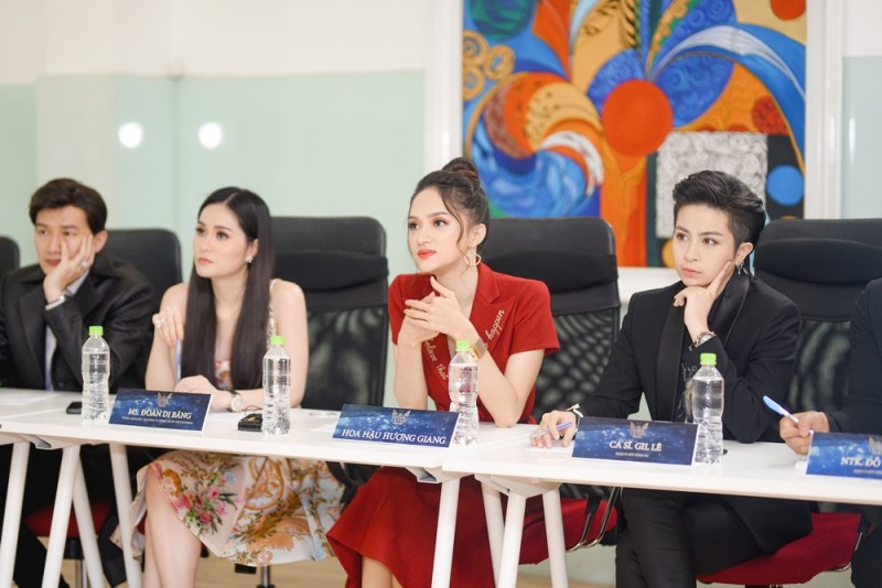 "The Tiffany Vietnam" tuyển sinh sôi động cùng hoa hậu Hương Giang và Gil Lê