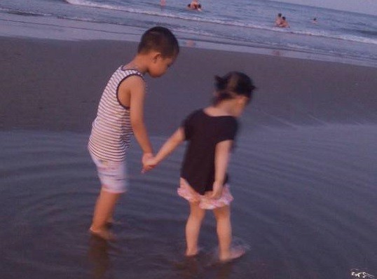 Anh và em anh va em