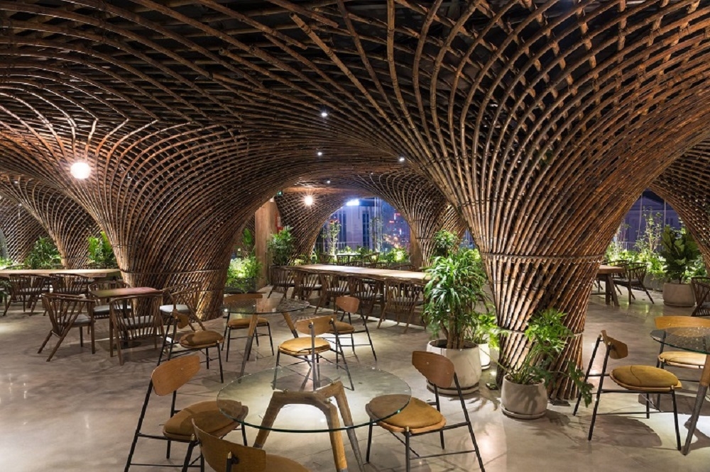 Thành phố Vinh (Nghệ An) cho phép nhà hàng, quán ăn được phép hoạt động trở lại