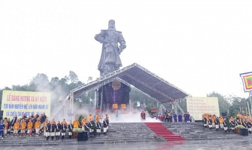 Huế: Tái hiện ngày Nguyễn Huệ lên ngôi hoàng đế