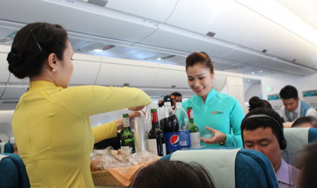 vietnam airlines cong bo chuong trinh chau au giac mo trong tam tay