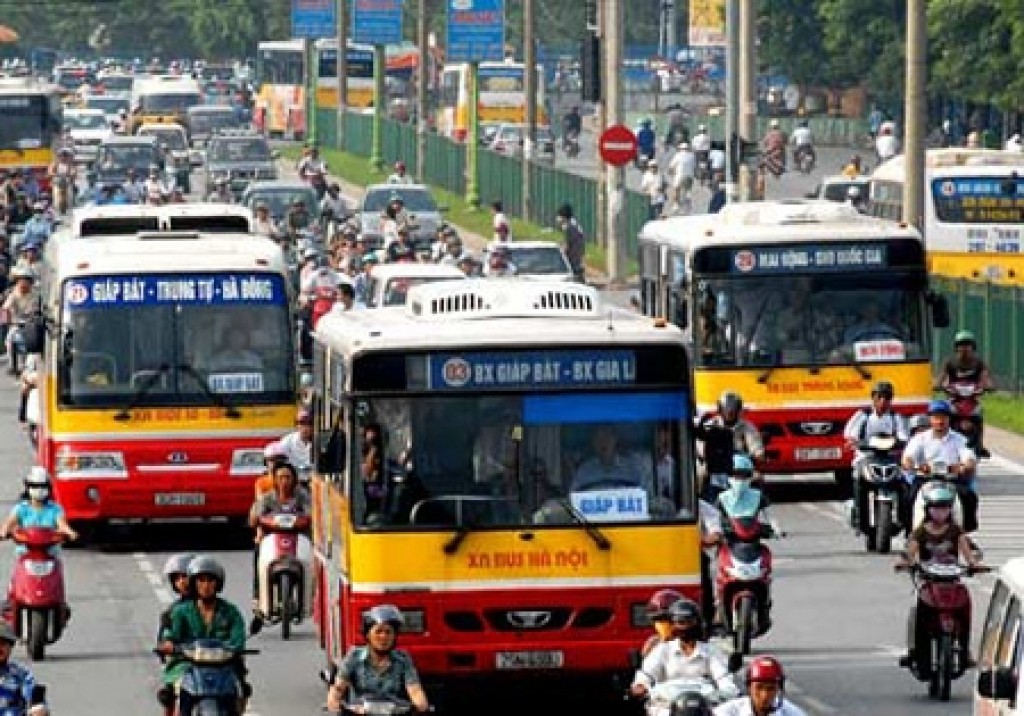 Hà Nội đề xuất tăng số đầu xe buýt