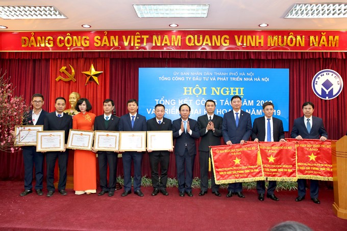 Lọt top 100 các đơn vị nhận danh hiệu “Sao vàng Đất Việt" năm 2018