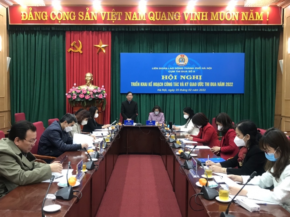 Cụm thi đua số 8 Liên đoàn Lao động thành phố Hà Nội ký giao ước thi đua năm 2022