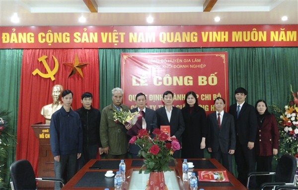 Liên đoàn Lao động huyện Gia Lâm: Quan tâm tham gia xây dựng Đảng