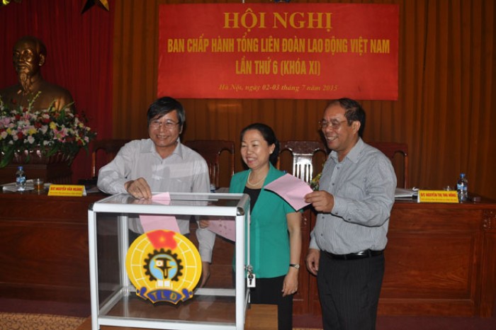 Chủ tịch LĐLĐ Thành phố Hà Nội Nguyễn Thị Tuyến được bầu vào Đoàn Chủ tịch Tổng LĐLĐ Việt Nam khóa XI