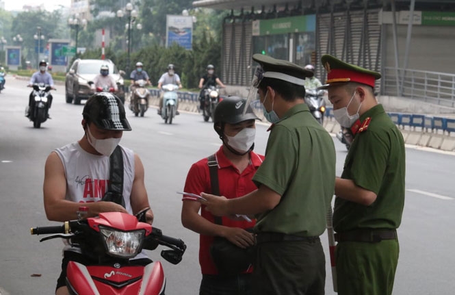 Ngày 18/9, Hà Nội xử phạt 264 trường hợp vi phạm phòng dịch