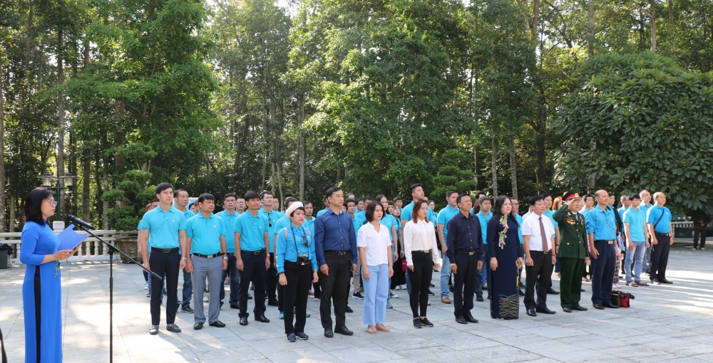 Quận Hoàng Mai tuyên dương 74 “Công nhân giỏi” năm 2020