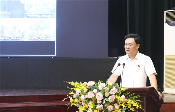 Đại biểu Hội đồng nhân dân thành phố Hà Nội tiếp xúc cử tri huyện Gia Lâm