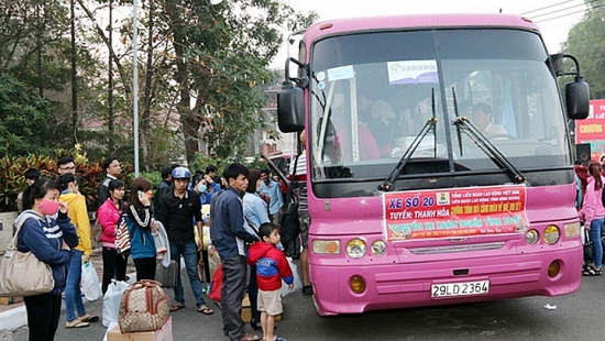 Công đoàn hỗ trợ phương tiện đưa đoàn viên, người lao động có hoàn cảnh khó khăn về quê đón Tết