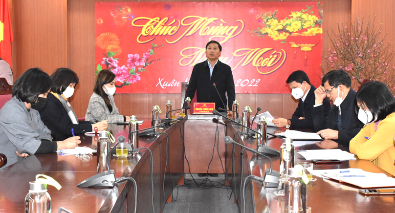Huyện Mê Linh: Trao đổi hợp tác với doanh nghiệp, tìm hướng tiêu thụ nông sản, hoa cho người dân