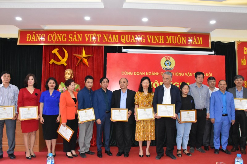 Phát triển Đảng trong đoàn viên công đoàn là nhiệm vụ quan trọng!