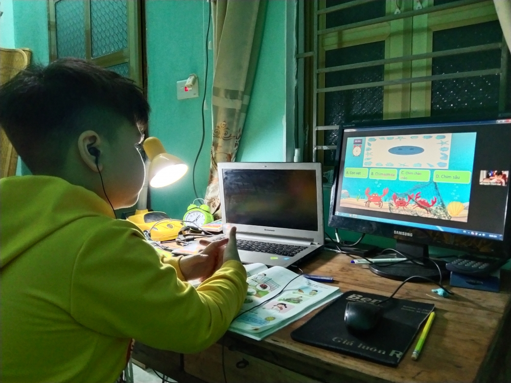 Ngoại thành Hà Nội tích cực triển khai dạy học trực tuyến