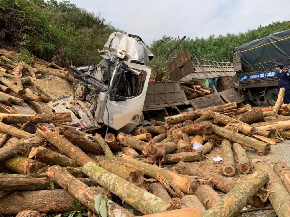 Khẩn trương khắc phục vụ tai nạn thảm khốc ở Thanh Hóa