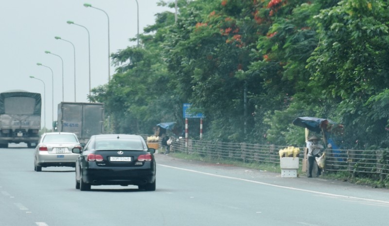 ‘Bẫy’ tai nạn trên cao tốc Đại lộ Thăng Long