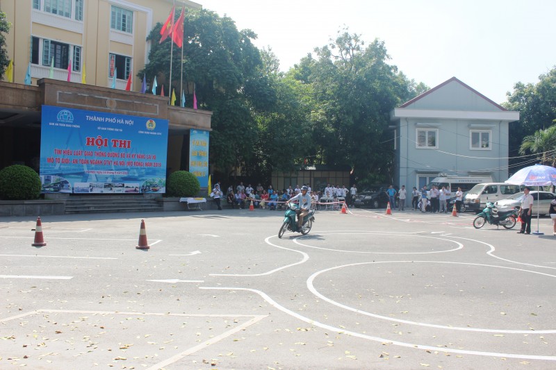 Hà Nội tiếp tục đẩy mạnh công tác tuyên truyền an toàn giao thông