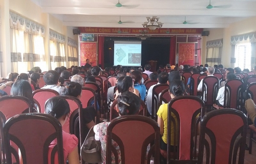 Lấy ý kiến người dân về công tác di chuyển chợ Quảng Oai lay y kien nguoi dan ve cong tac di chuyen cho quang oai