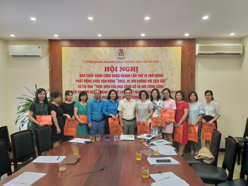 Công đoàn ngành Giao thông vận tải Hà Nội kỷ niệm ngày Phụ nữ Việt Nam
