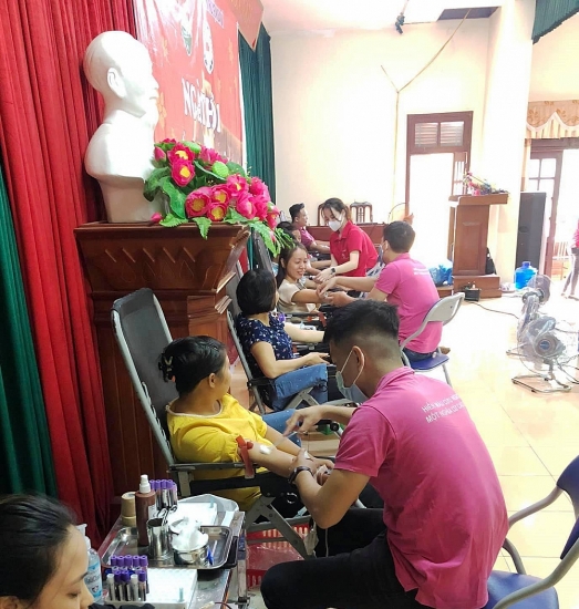 Huyện Ba Vì tổ chức hiến máu tại xã Vạn Thắng