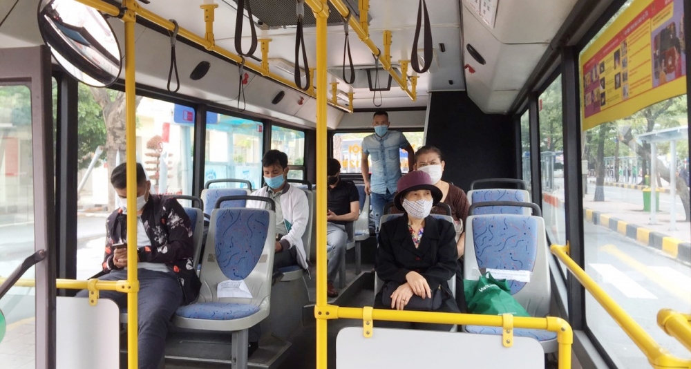 Lượng hành khách đi xe buýt tại Thủ đô có xu hướng tăng trở lại