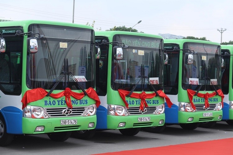 Hà Nội thêm nhiều tuyến buýt sử dụng nhiên liệu sạch