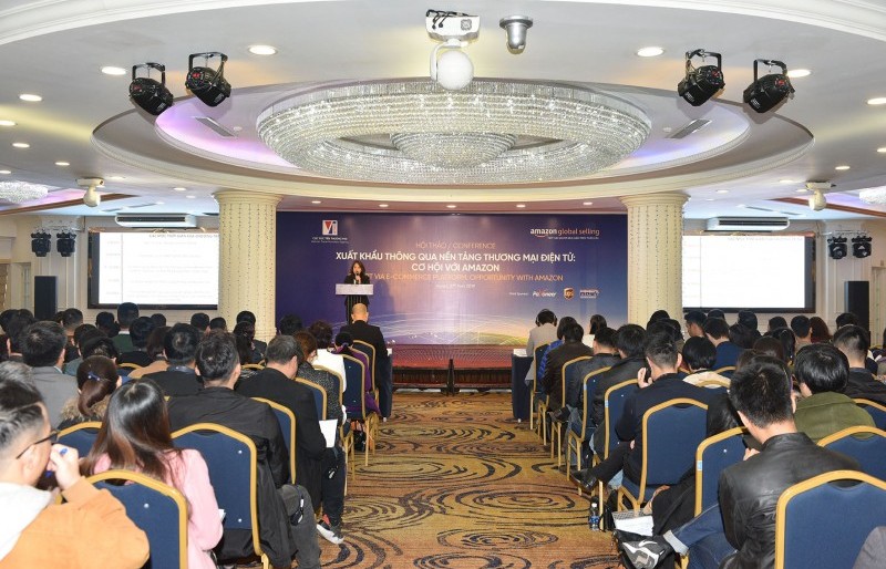 Công bố hỗ trợ 100 doanh nghiệp Việt Nam phát triển thương hiệu đầu tiên