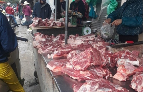 Kiến nghị đưa thịt lợn vào mặt hàng bình ổn giá