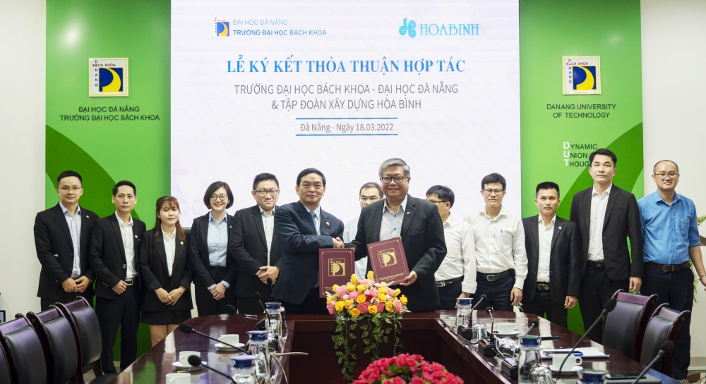 Tập đoàn Xây dựng Hòa Bình hợp tác đào tạo với Đại học Huế và Đại học Đà Nẵng