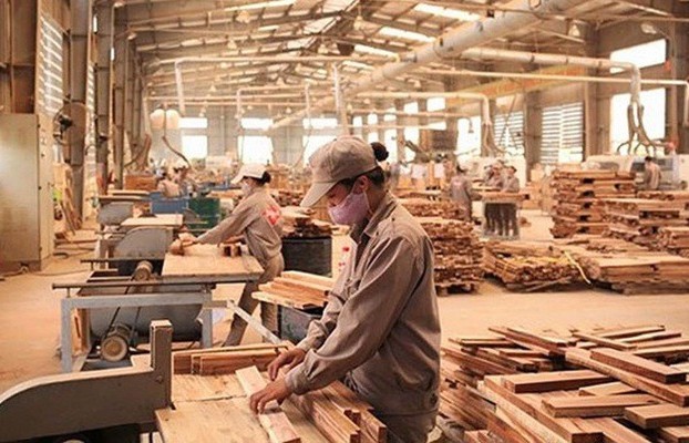 Việt Nam lần đầu tiên áp thuế chống bán phá giá với sản phẩm gỗ công nghiệp