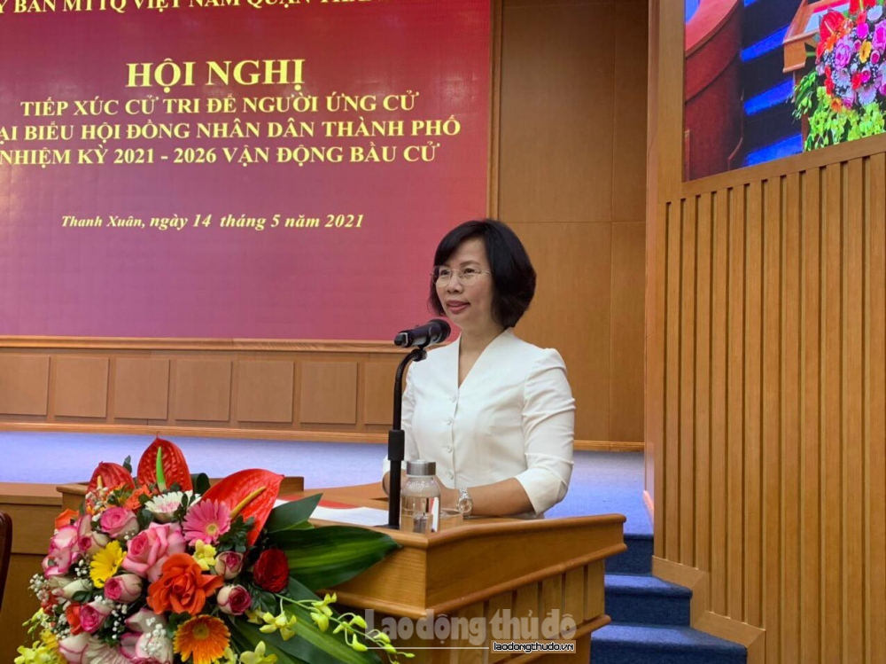 Người ứng cử đại biểu Hội đồng nhân dân thành phố Hà Nội tiếp xúc cử tri tại quận Thanh Xuân
